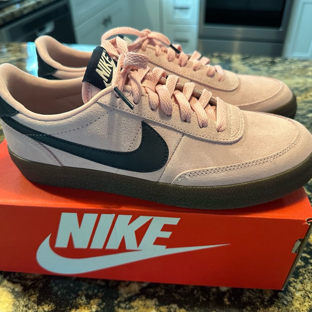 Nike KILLSHOT 2 pink glaze/ obsidian RARE hard to find! Size 8.5 NEW!